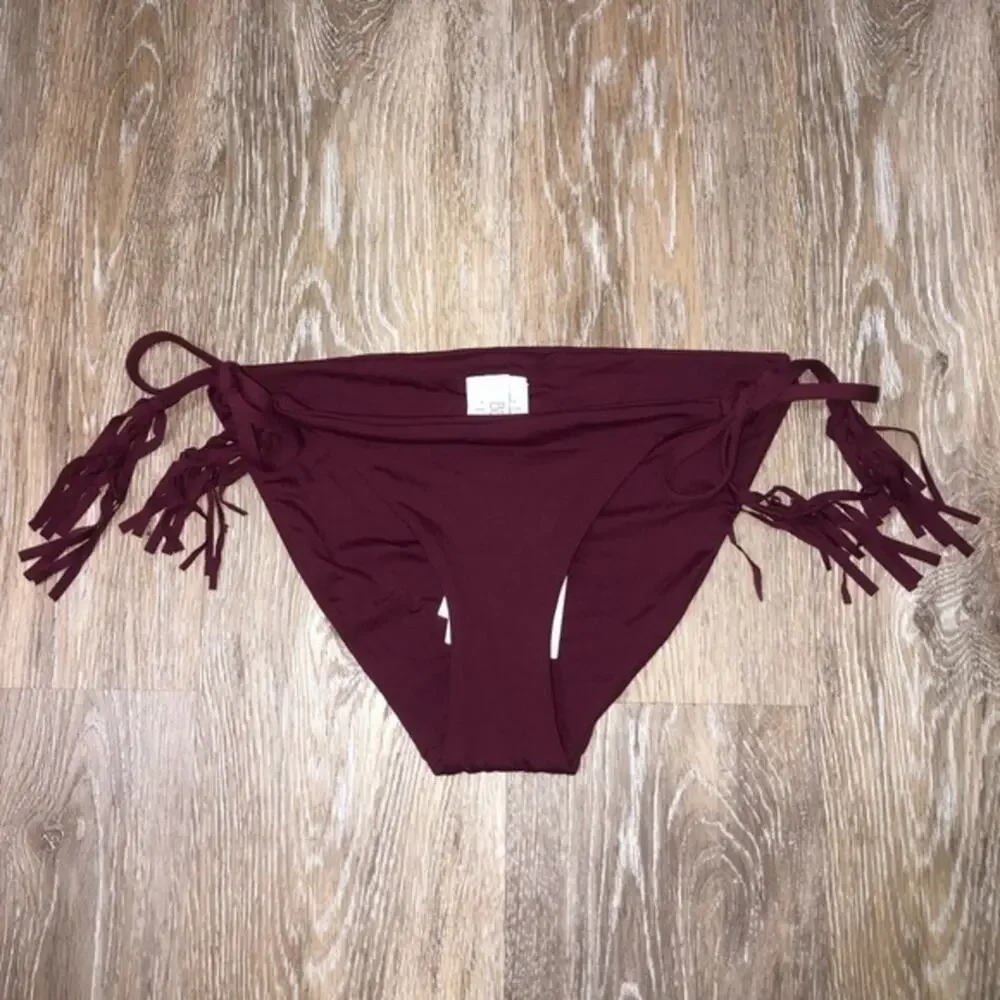 BECCA Dakota Side Tie Bikini Bottom in Cabernet Small NWT